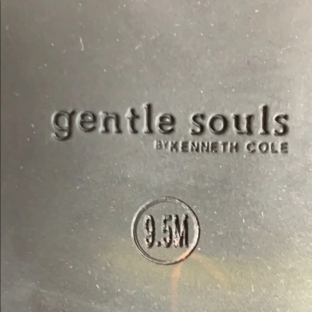 Gentle Souls Giselle 65 Elastic Pewter Wedges 9.5‎